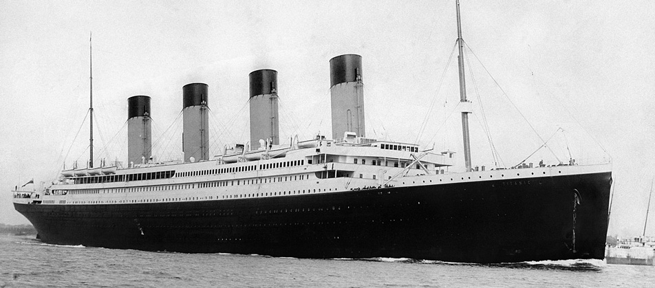 Transatlantico RMS Titanic partiendo del puerto de Southampton en 1912